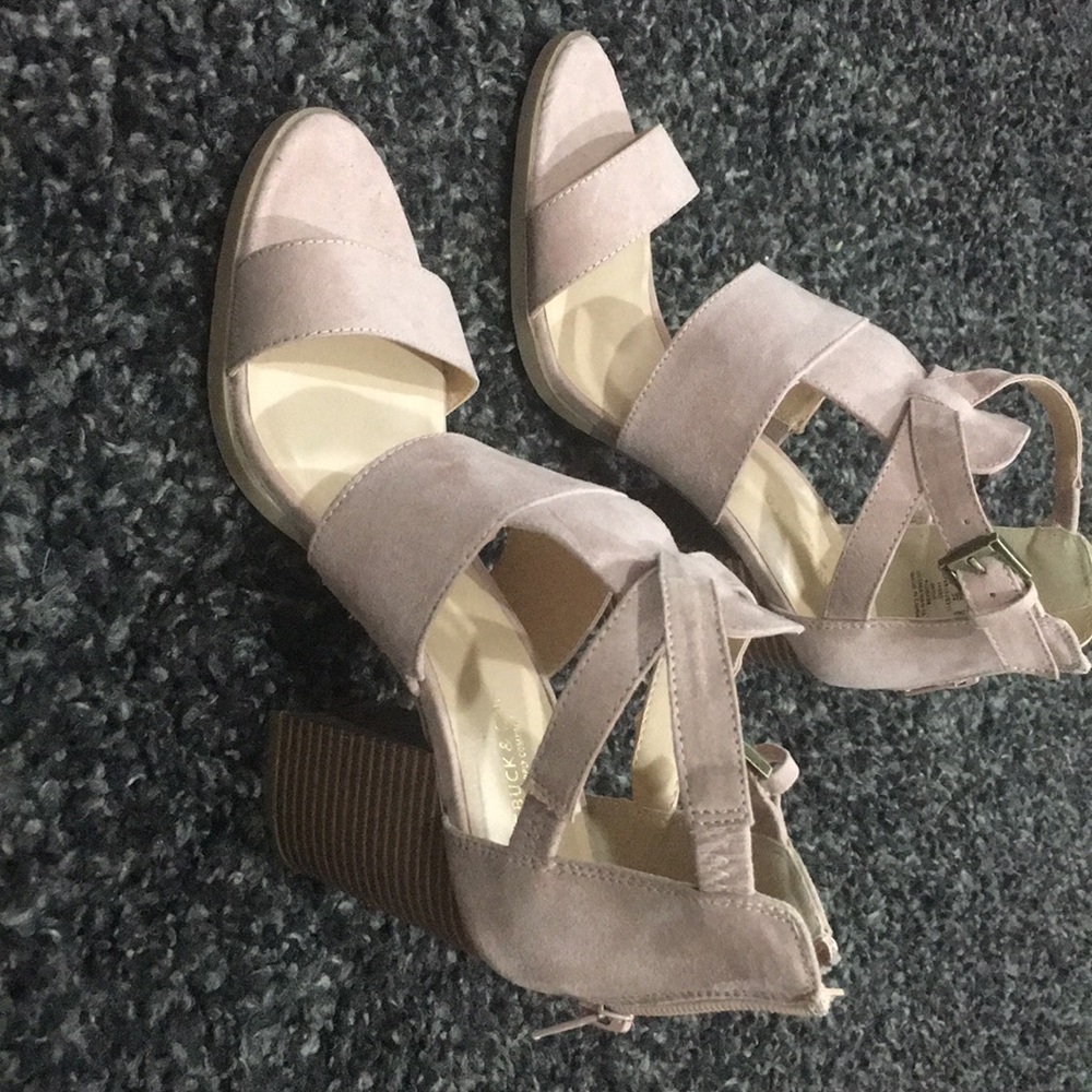 Pink heels